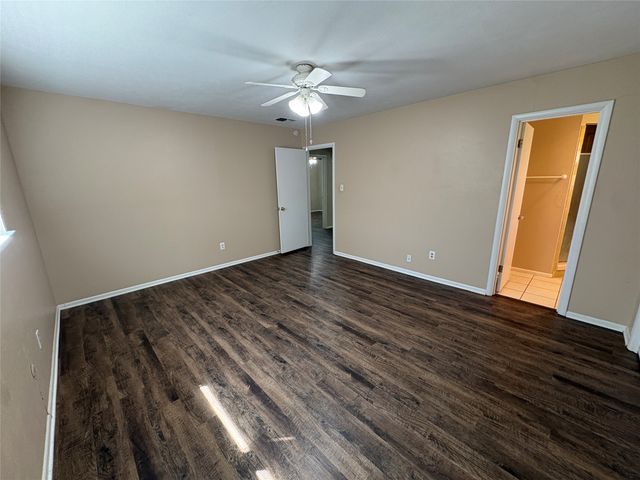 1111 Duane Street, Benbrook, TX 76126