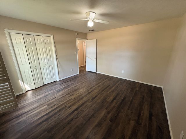 1111 Duane Street, Benbrook, TX 76126