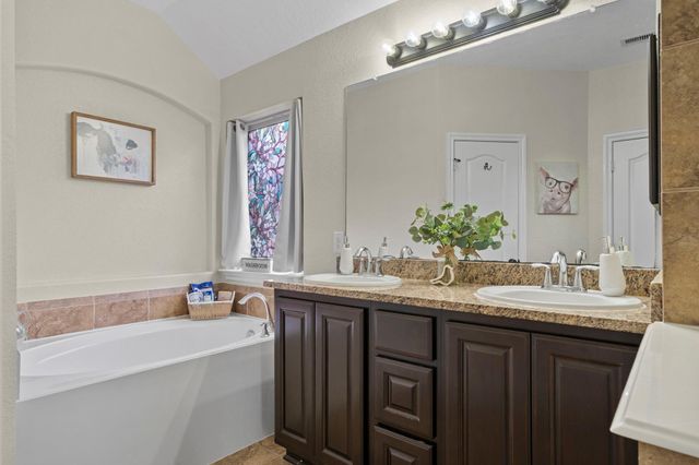 11026 Heartland Grove Drive, Richmond, TX 77406