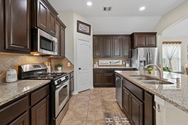 11026 Heartland Grove Drive, Richmond, TX 77406