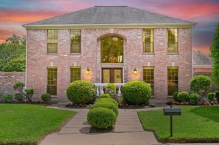 203 Laurel Springs Court, Sugar Land, TX 77478