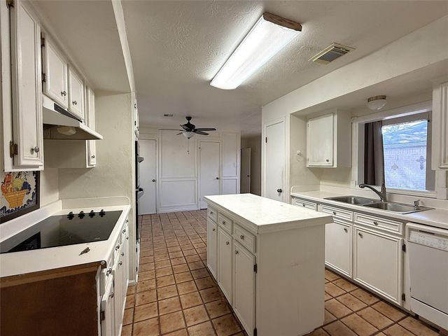 14307 Burgoyne Road, Houston, TX 77077