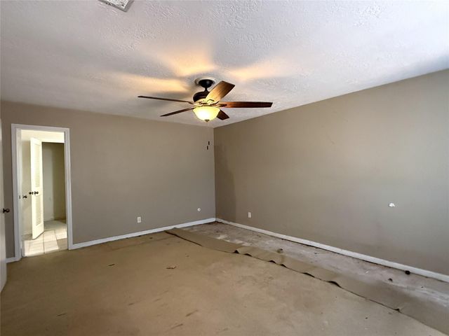 14307 Burgoyne Road, Houston, TX 77077