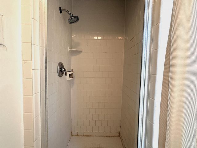 14307 Burgoyne Road, Houston, TX 77077