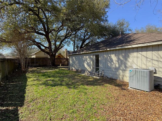 14307 Burgoyne Road, Houston, TX 77077