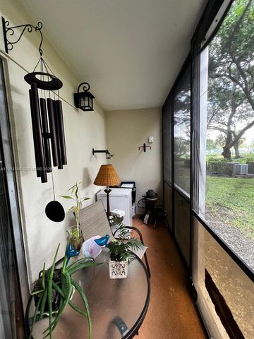 1551 SW 135th Ter 111G, Pembroke Pines, FL 33027