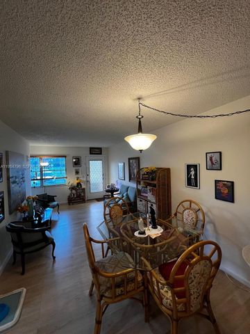 1551 SW 135th Ter 111G, Pembroke Pines, FL 33027