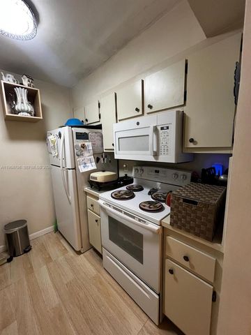 1551 SW 135th Ter 111G, Pembroke Pines, FL 33027