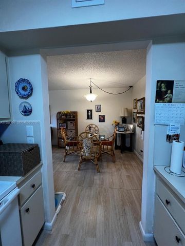 1551 SW 135th Ter 111G, Pembroke Pines, FL 33027