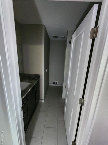 5349 Van Ness Court, Bloomfield Hills, MI 48302