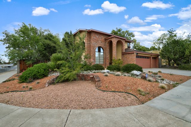 7869 Quintana Drive NE, Albuquerque, NM 87109