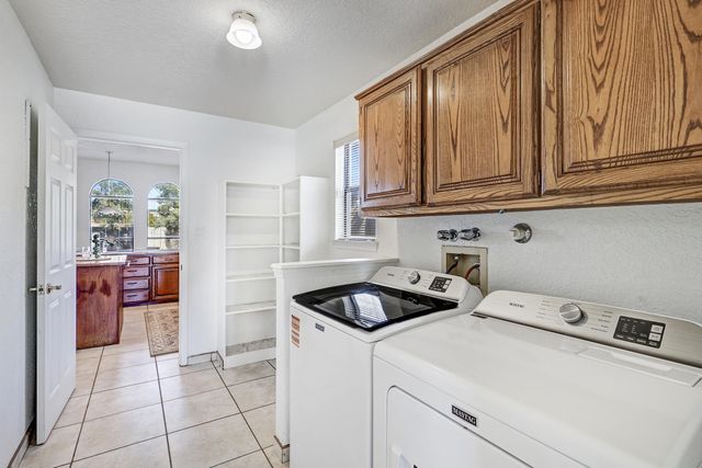 7869 Quintana Drive NE, Albuquerque, NM 87109