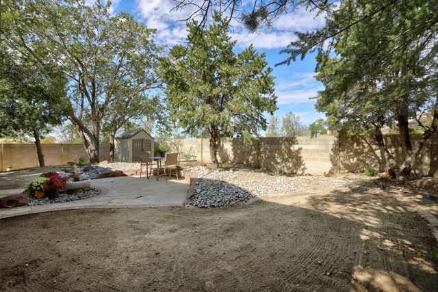 7869 Quintana Drive NE, Albuquerque, NM 87109
