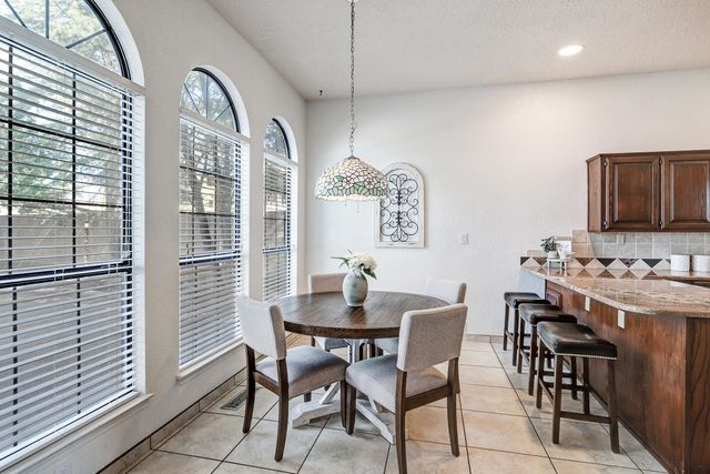 7869 Quintana Drive NE, Albuquerque, NM 87109