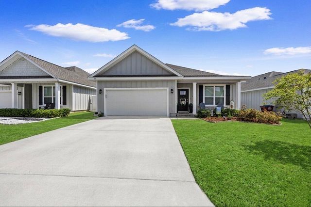211 Lyla Lane, Crestview, FL 32539
