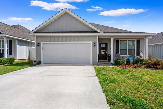 211 Lyla Lane, Crestview, FL 32539