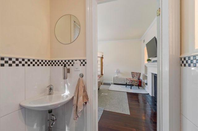 8 Winthrop St, Danvers, MA 01923