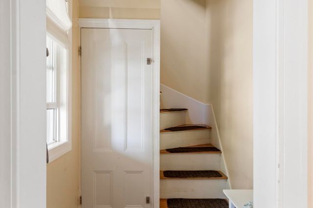 8 Winthrop St, Danvers, MA 01923