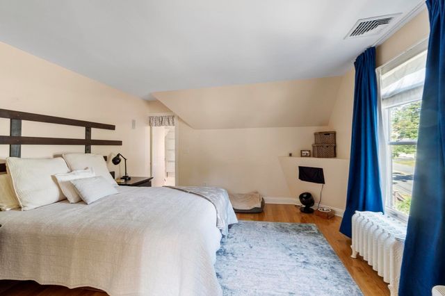 8 Winthrop St, Danvers, MA 01923