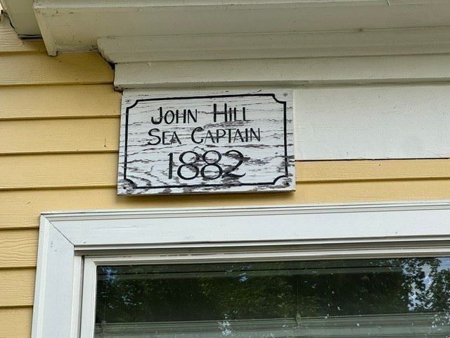 8 Winthrop St, Danvers, MA 01923