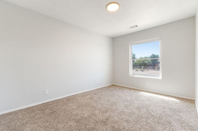 1705 Arlene Road SE, Rio Rancho, NM 87124