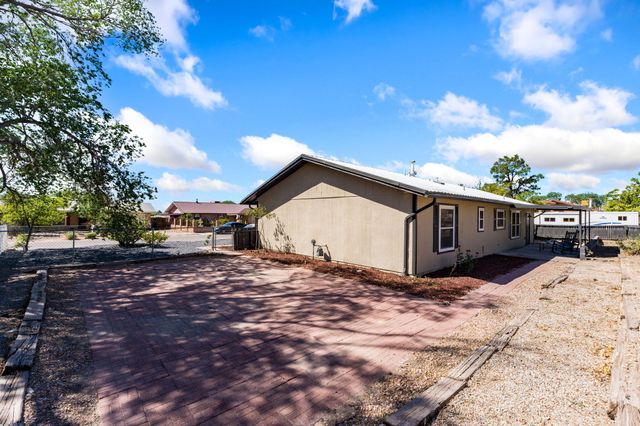 1705 Arlene Road SE, Rio Rancho, NM 87124