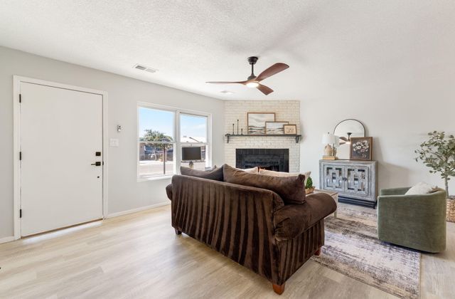 1705 Arlene Road SE, Rio Rancho, NM 87124