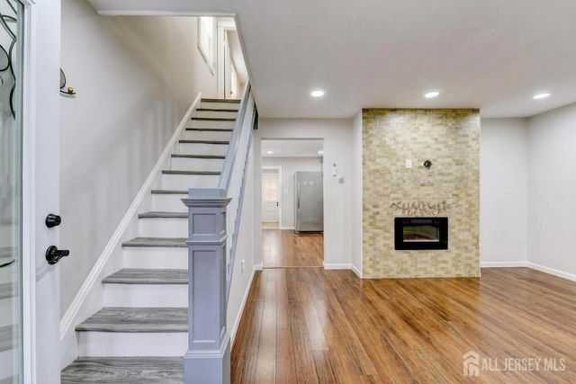 41 Lincoln Avenue, Jamesburg, NJ 08831
