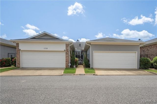 1709 Dauphine, Tuscaloosa, AL 35406