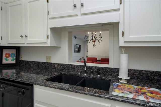 1709 Dauphine, Tuscaloosa, AL 35406