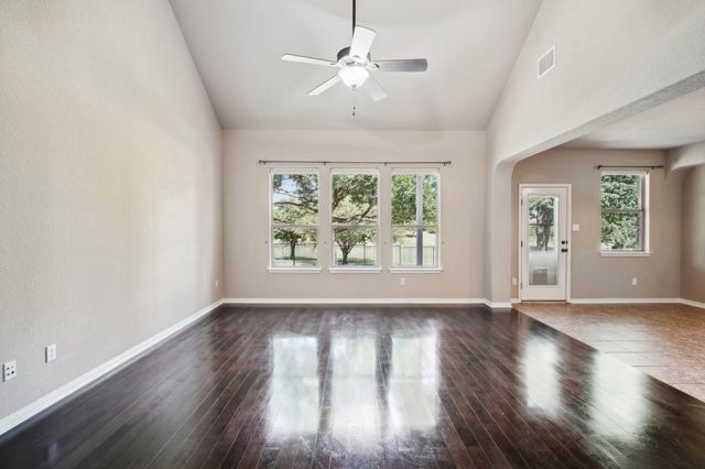 1726 Westmeadow TRL, Round Rock, TX 78665