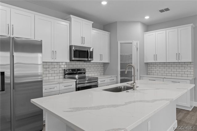 7 Calendula Court, Homosassa, FL 34446
