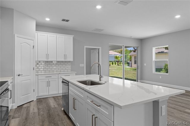 7 Calendula Court, Homosassa, FL 34446
