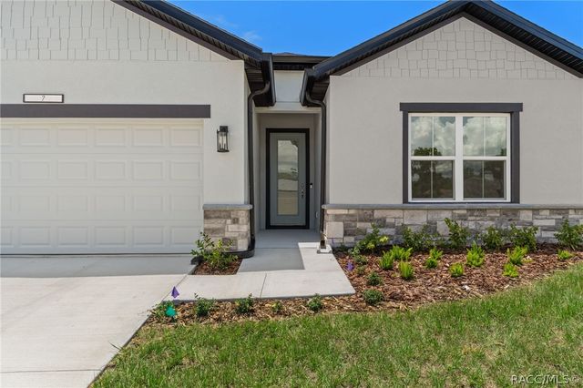 7 Calendula Court, Homosassa, FL 34446