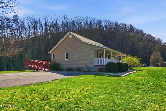 1598 Bristol Highway, Gate City, VA 24251