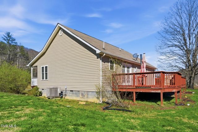 1598 Bristol Highway, Gate City, VA 24251