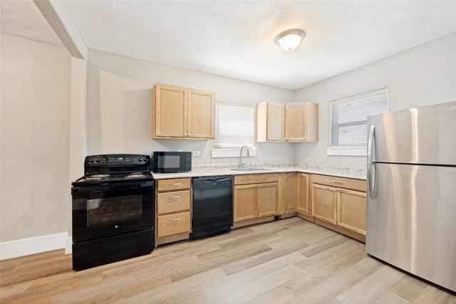 1201 E 3rd Avenue, Corsicana, TX 75110