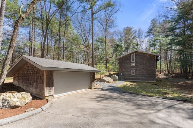 6 Briggs Pond Way, Sharon, MA 02067