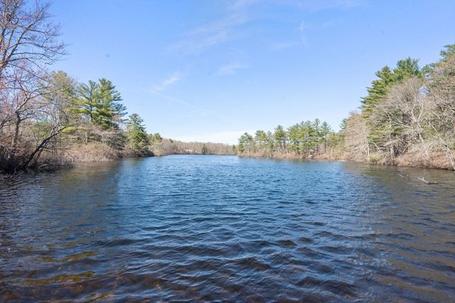 6 Briggs Pond Way, Sharon, MA 02067