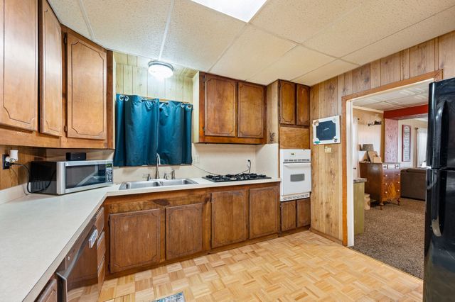 410 E Josephine Street, Weatherford, TX 76086