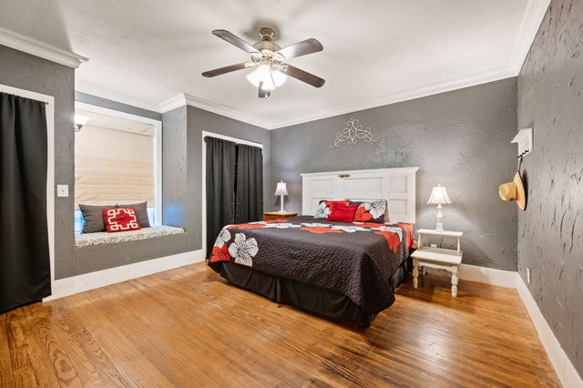 410 E Josephine Street, Weatherford, TX 76086