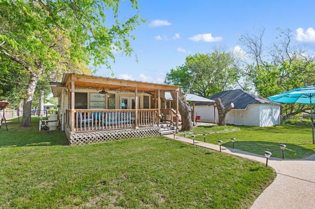 410 E Josephine Street, Weatherford, TX 76086