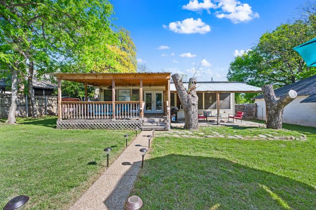 410 E Josephine Street, Weatherford, TX 76086