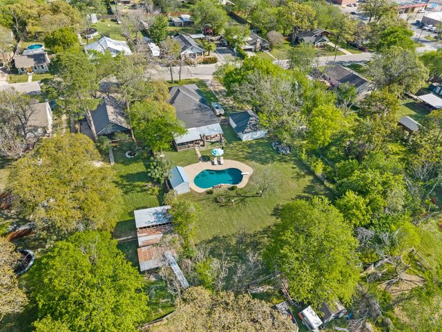 410 E Josephine Street, Weatherford, TX 76086