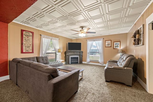 410 E Josephine Street, Weatherford, TX 76086