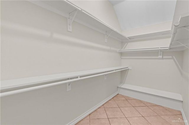 3501 Plazas Del Lago Drive, Edinburg, TX 78539