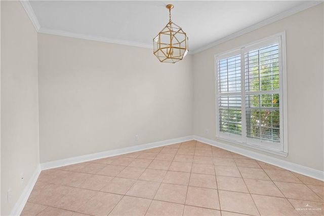 3501 Plazas Del Lago Drive, Edinburg, TX 78539