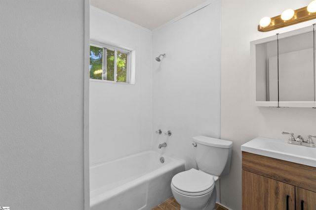 116 Fisher Avenue, Spartanburg, SC 29301