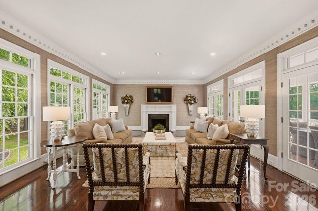 2611 Oakmeade Drive, Charlotte, NC 28270