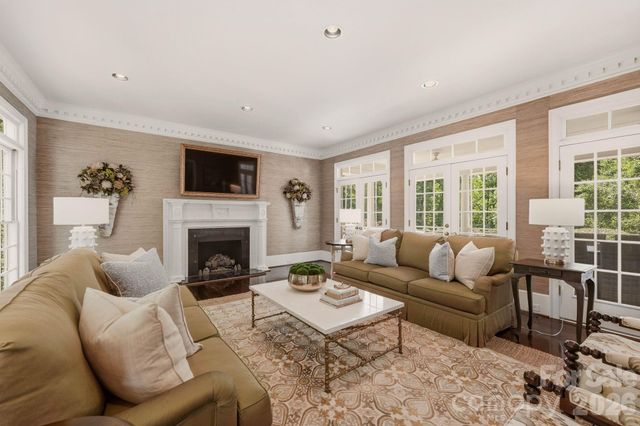 2611 Oakmeade Drive, Charlotte, NC 28270